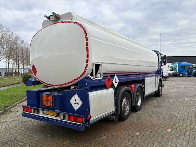 Scania - g 360 b - 2010 - 24.400l tankwagen 4 compartimenten - vrachtwagen - afbeelding 19 van  23