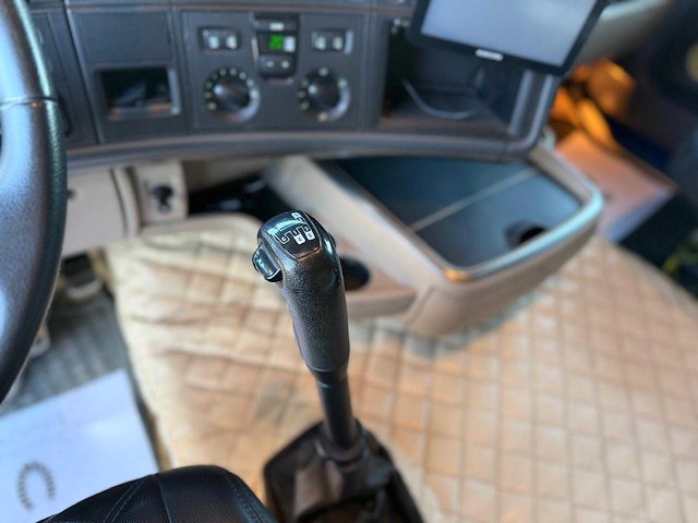 Scania - r500 - la6x2/4hna - retarder - 2013 - vrachtwagen - afbeelding 8 van  28