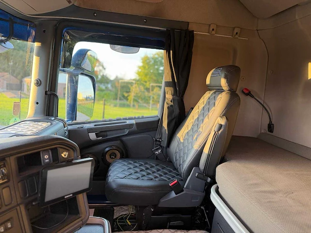 Scania - r500 - la6x2/4hna - retarder - 2013 - vrachtwagen - afbeelding 26 van  42