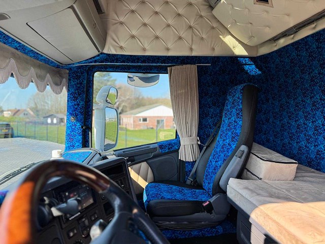 Scania - r500 v8 - showtruck - vollucht - gestuurd - retarder - 2006 - vrachtwagen - afbeelding 6 van  22
