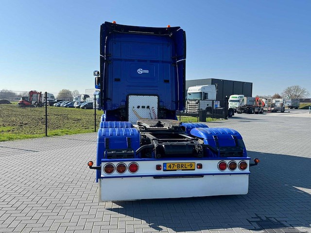 Scania - r500 v8 - showtruck - vollucht - gestuurd - retarder - 2006 - vrachtwagen - afbeelding 22 van  22