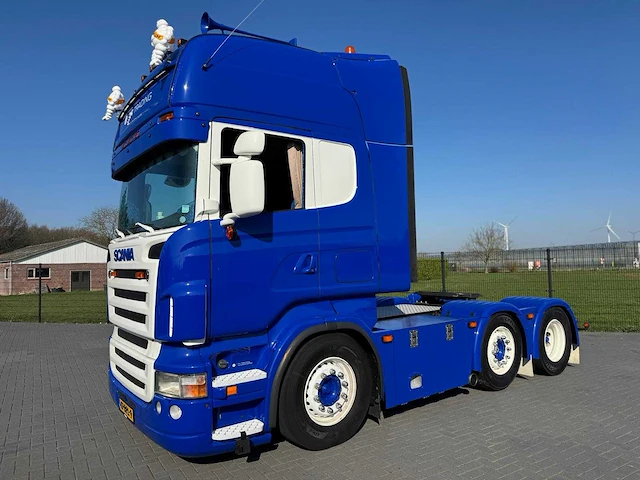 Scania - r500 v8 - showtruck - vollucht - gestuurd - retarder - 2006 - vrachtwagen - afbeelding 1 van  22