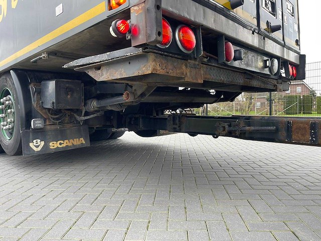 Scania - r520 - 2015 - 32-bfp-5 - flower combi, valve, completely, full air - afbeelding 18 van  47