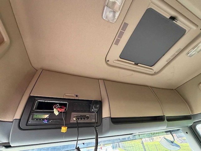 Scania - r520 - 2015 - 6x4 - bb-804-z - vrachtwagen - afbeelding 18 van  28