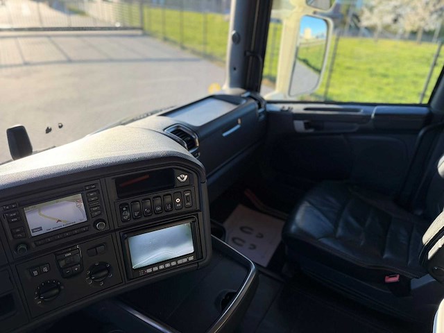 Scania - r520 - v8 - retarder - vollucht - smart 2 tacho - 2015 - vrachtwagen - afbeelding 7 van  30