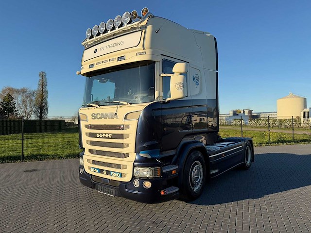 Scania - r520 - v8 - retarder - vollucht - smart 2 tacho - 2015 - vrachtwagen - afbeelding 1 van  30