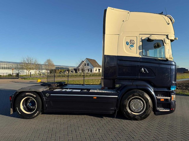 Scania - r520 - v8 - retarder - vollucht - smart 2 tacho - 2015 - vrachtwagen - afbeelding 27 van  30