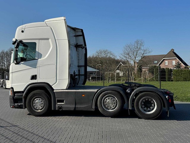 Scania - r540 - 6x2 - v6 - 2021 - vrachtwagen - afbeelding 18 van  22