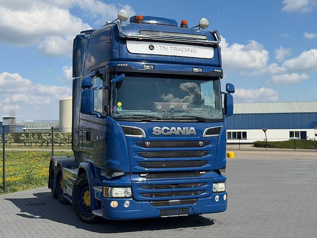 Scania - r580 - v8 - 6x2/4 - vollucht - retarder - 2017 - vrachtwagen - afbeelding 22 van  27