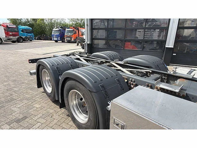 Scania - r590 - retarder - opti - lll - 2021 - vrachtwagen - afbeelding 7 van  31