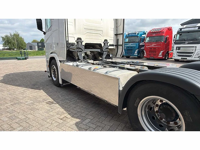 Scania - r590 - retarder - opti - lll - 2021 - vrachtwagen - afbeelding 8 van  31
