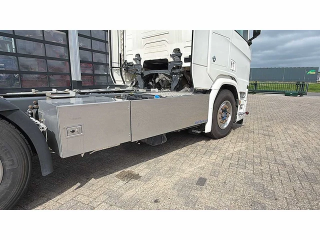 Scania - r590 - retarder - opti - lll - 2021 - vrachtwagen - afbeelding 10 van  31