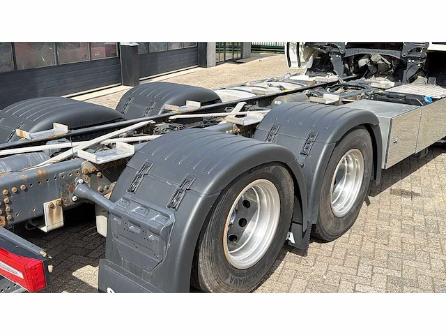 Scania - r590 - retarder - opti - lll - 2021 - vrachtwagen - afbeelding 14 van  31