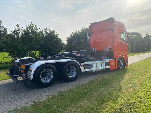 Scania - s500 - 6x2 - 25 ton haakarm - vrachtwagen - vollucht - 2019 - afbeelding 10 van  14