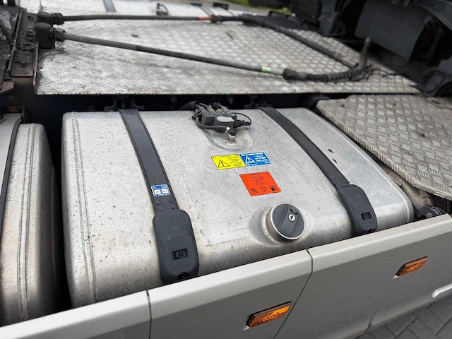 Scania - s580 - v8 - 2018 - vollucht - retarder - alcoa -24-bkn-2 - vrachtwagen - afbeelding 3 van  25