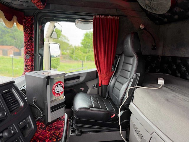 Scania - s580 - v8 - 2018 - vollucht - retarder - alcoa -24-bkn-2 - vrachtwagen - afbeelding 7 van  25