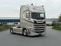 Scania - s580 - v8 - 2018 - vollucht - retarder - alcoa -24-bkn-2 - vrachtwagen - afbeelding 12 van  25