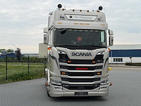 Scania - s580 - v8 - 2018 - vollucht - retarder - alcoa -24-bkn-2 - vrachtwagen - afbeelding 19 van  25