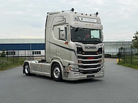 Scania - s580 - v8 - 2018 - vollucht - retarder - alcoa -24-bkn-2 - vrachtwagen - afbeelding 12 van  25