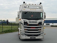 Scania - s580 - v8 - 2018 - vollucht - retarder - alcoa -24-bkn-2 - vrachtwagen - afbeelding 19 van  25