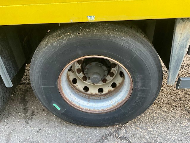 Scania - torpedo - t 113 h 320- automaat - vrachtwagen - 1996 - afbeelding 8 van  44