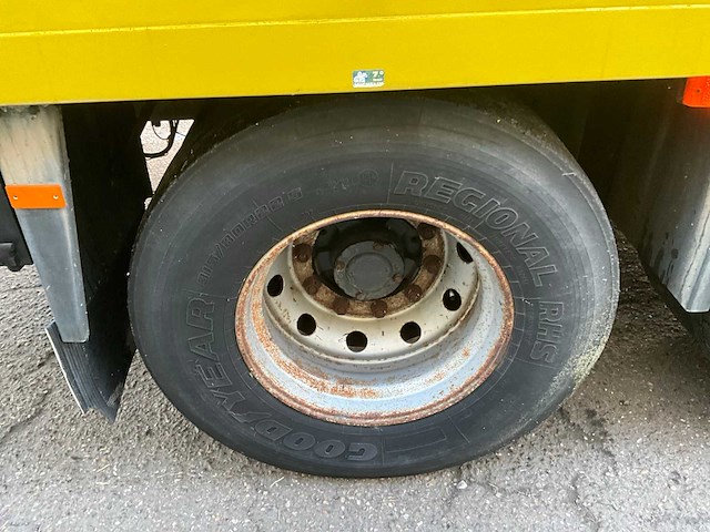 Scania - torpedo - t 113 h 320- automaat - vrachtwagen - 1996 - afbeelding 9 van  44