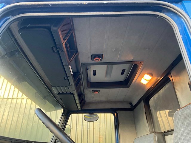 Scania - torpedo - t 113 h 320- automaat - vrachtwagen - 1996 - afbeelding 20 van  44