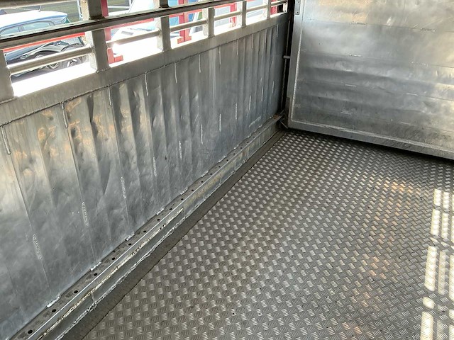 Scania 124g 420 veetransport vrachtwagen - afbeelding 33 van  40