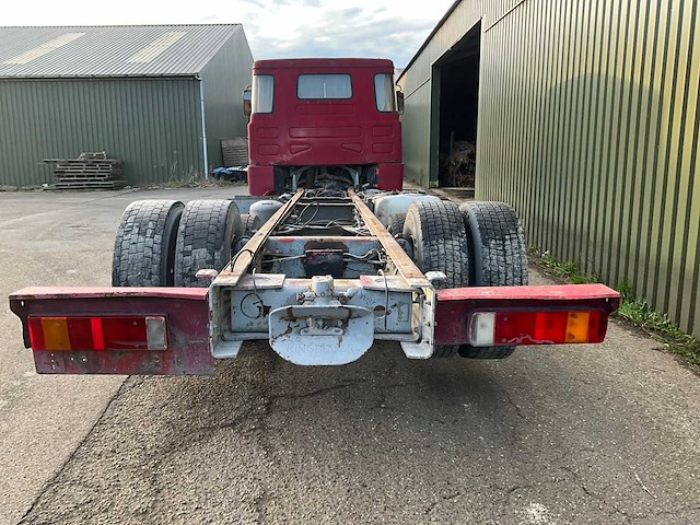 Scania 141 - v8 - vrachtwagen - 1985 - afbeelding 3 van  37