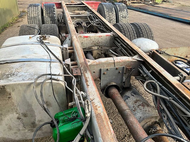 Scania 141 - v8 - vrachtwagen - 1985 - afbeelding 6 van  37