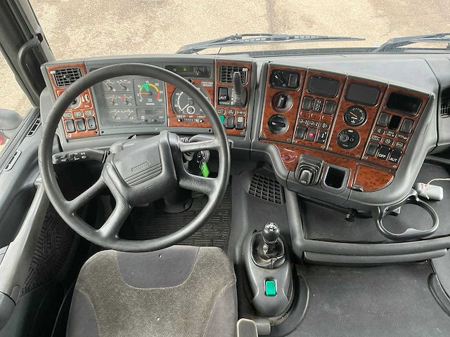 Scania 164 r480 v8 vrachtwagen met ekeri schamelwagen - afbeelding 31 van  61