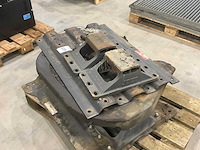 Scania / jost vrachtwagen schotel en divers - afbeelding 3 van  5