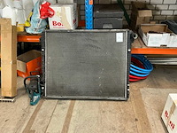 Scania radiator - afbeelding 1 van  3