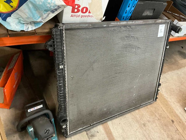 Scania radiator - afbeelding 3 van  3