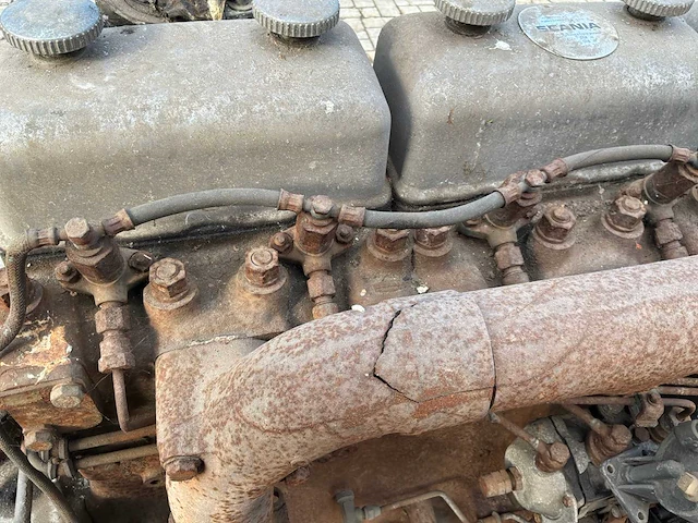 Scania vabis motorblok - afbeelding 4 van  8