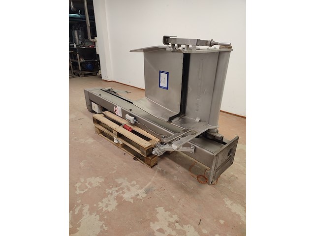 Scanio - afbeelding 1 van  14