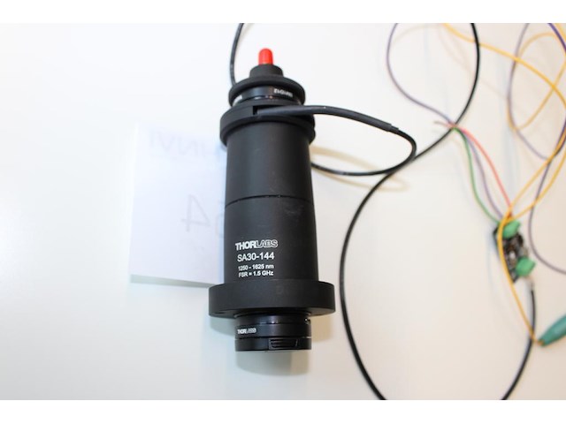 Scanning fabry-perot interferometer thor labs sa30-144. - afbeelding 2 van  2