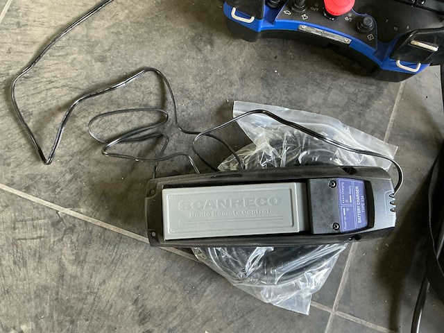 Scanreco g2b rc400/tr02 complete set opbouw afstandsbediening voor laadkraan - afbeelding 5 van  10