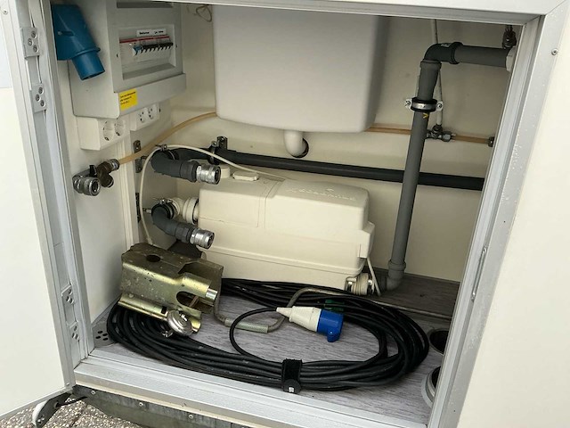Scanvogn dubbele toiletunit sanitairunit toiletwagen - afbeelding 29 van  43