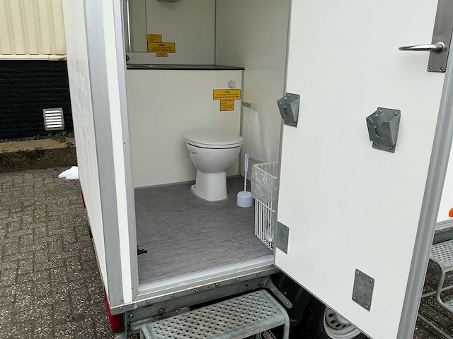 Scanvogn dubbele toiletunit sanitairunit toiletwagen - afbeelding 13 van  43