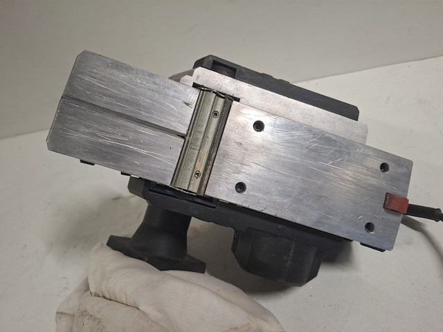 Schaafmachine - 230v bosch, gho 16-82, bouwjaar 2017 - afbeelding 5 van  5