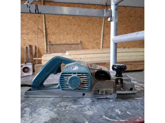 Schaafmachine makita, 1100, bouwjaar 2001 - afbeelding 2 van  5