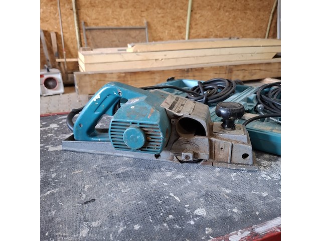 Schaafmachine met decoupeerzaag makita, 1100 en 4350fct, bouwjaar o.a. 2009 - afbeelding 10 van  10