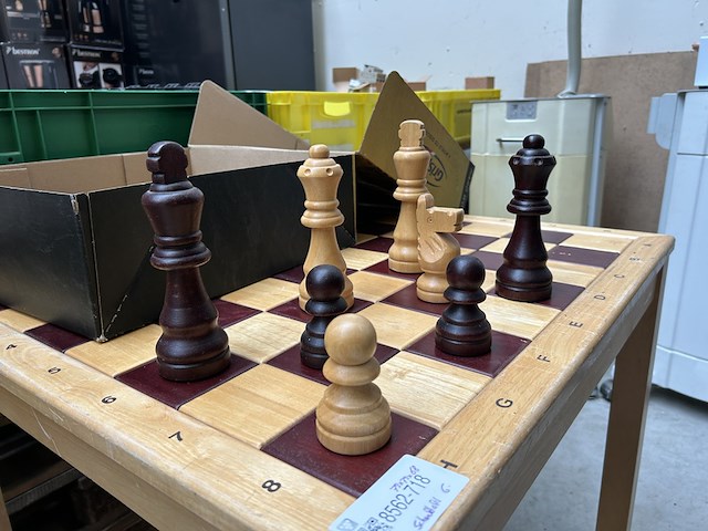 Schaaktafel 73x73x68cm - afbeelding 2 van  5