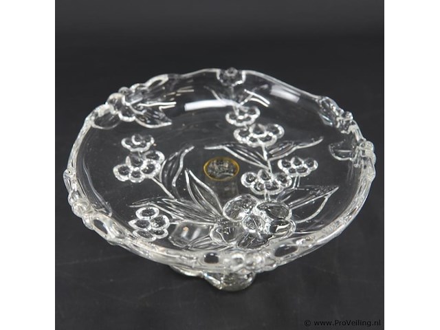 Schaal op voet - afbeelding 3 van  5