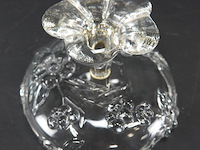 Schaal op voet - afbeelding 5 van  5