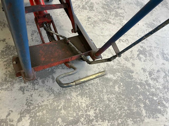 Schaarheftafel hydraulisch mobiel - afbeelding 10 van  12