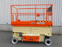 Schaarhoogewerker jlg 3246es 11.75m elektrisch 2015 - afbeelding 1 van  1