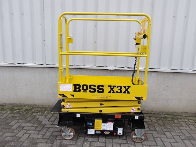 Schaarhoogwerker boss x3x 5.20m elektrisch 2021 - afbeelding 1 van  1
