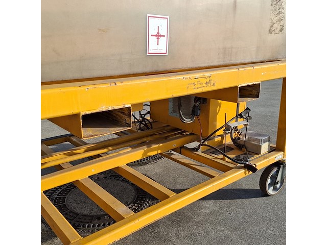 Schaarhoogwerker, custers, cs 4.0, geel, 2003 - afbeelding 3 van  25